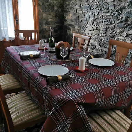 The Family Stone House Dolomiti Cortina شقة Venas