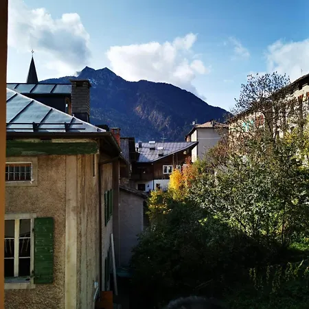 The Family Stone House Dolomiti Cortina 公寓 *